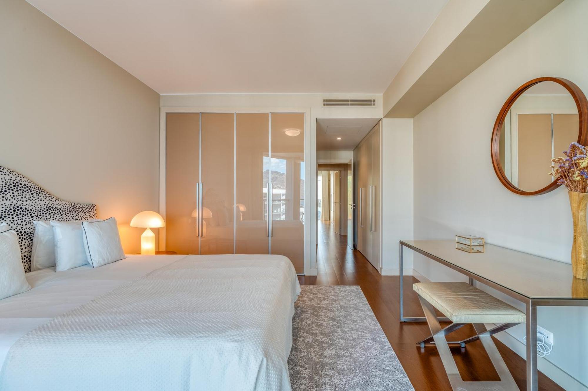 Suite 107 - Two Bedroom Apartment Фуншал Екстериор снимка